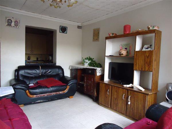 3 Bedroom Property for Sale in Ilitha Park Western Cape